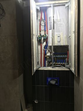 Люк под плитку Секрет 3.0, 2 створки 1100*450 Люк под плитку Секрет 3.0, 2 створки 1100*450